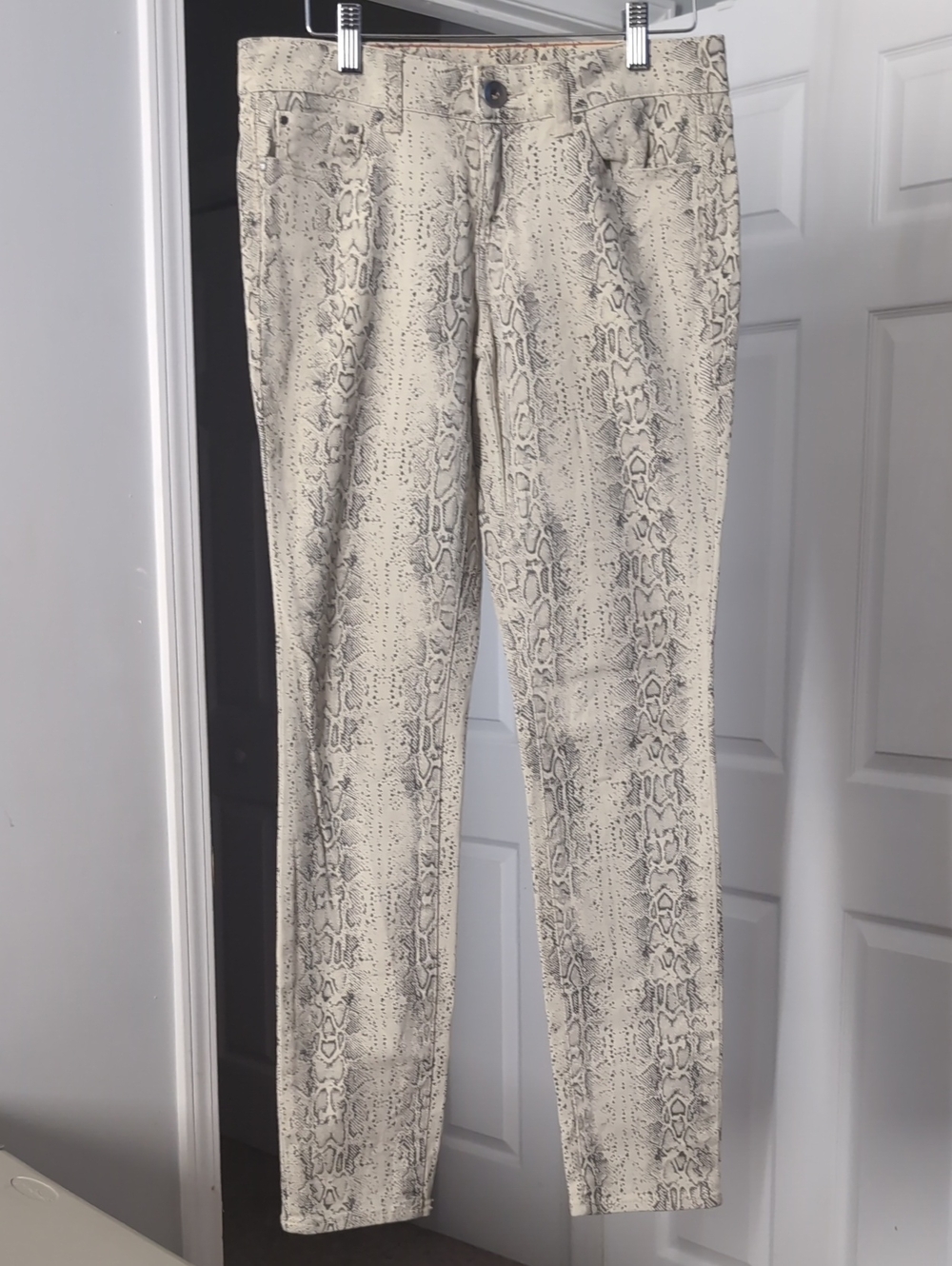 DKNY Beige Patterned Jeggings
